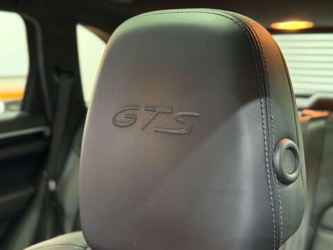 Porsche Cayenne 3.6T V6 GTS SUV 5dr Petrol TiptronicS 4WD Euro 6 (s/s) (440 ps) 43