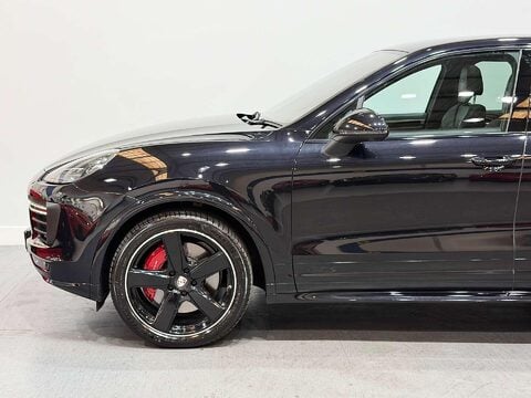 Porsche Cayenne 3.6T V6 GTS SUV 5dr Petrol TiptronicS 4WD Euro 6 (s/s) (440 ps) 17