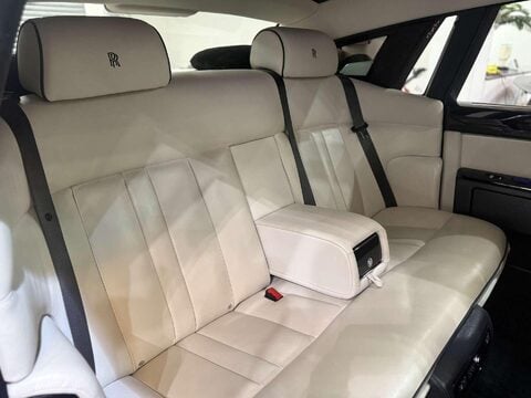 Rolls-Royce Phantom 6.7 V12 Saloon 4dr Petrol Auto Euro 5 (453 bhp) 58