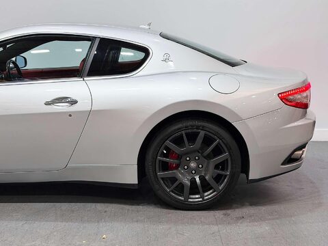 Maserati Granturismo 4.2 V8 Coupe 2dr Petrol Auto Euro 4 (405 ps) 21