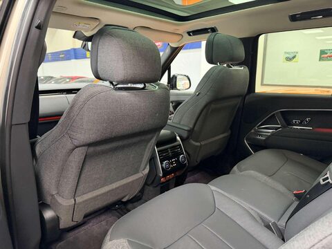 Land Rover Range Rover 3.0 P440e 38.2kWh SE SUV 5dr Petrol Plug-in Hybrid Auto 4WD Euro 6 (s/s) (4 57