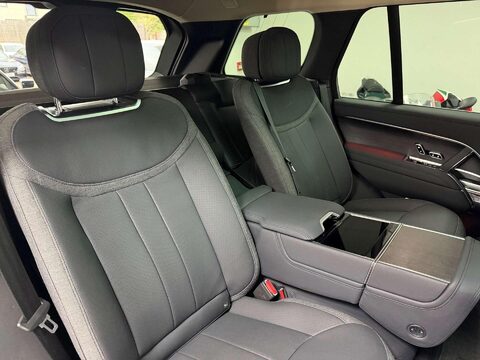 Land Rover Range Rover 3.0 P440e 38.2kWh SE SUV 5dr Petrol Plug-in Hybrid Auto 4WD Euro 6 (s/s) (4 30