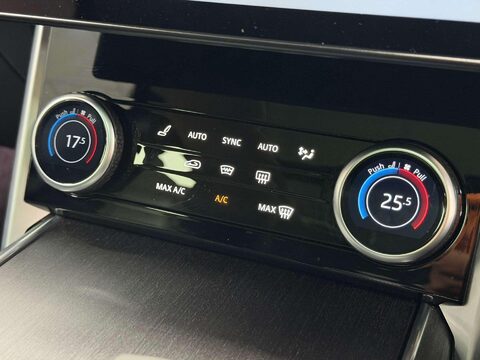 Land Rover Range Rover 3.0 P440e 38.2kWh SE SUV 5dr Petrol Plug-in Hybrid Auto 4WD Euro 6 (s/s) (4 66