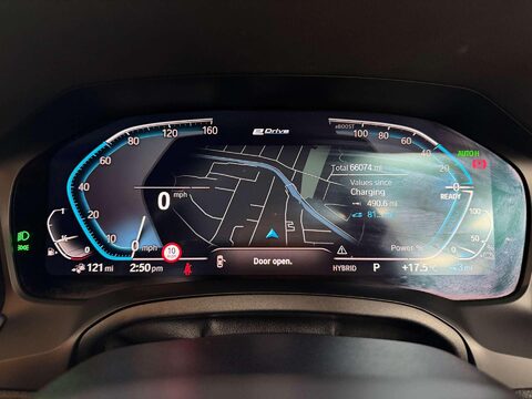 BMW 3 Series 2.0 330e 12kWh M Sport Saloon 4dr Petrol Plug-in Hybrid Auto Euro 6 (s/s) ( 35