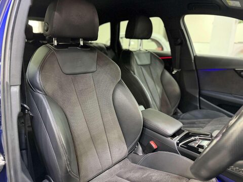 Audi A4 2.0 TDI 35 Black Edition Estate 5dr Diesel S Tronic Euro 6 (s/s) (163 ps) 30