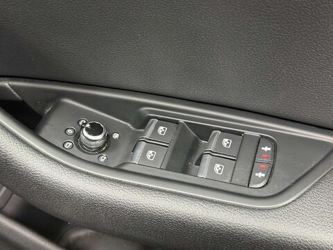 Audi A5 2.0 TDI 40 Sport Sportback 5dr Diesel S Tronic Euro 6 (s/s) (190 ps) 44