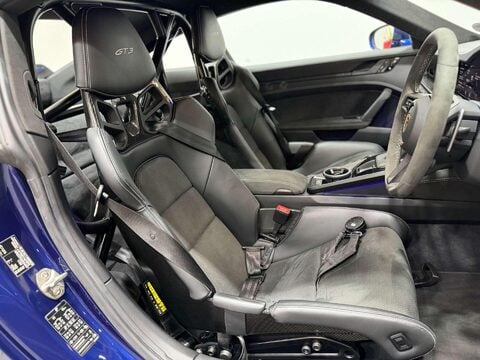 Porsche 911 4.0 992 GT3 Coupe 2dr Petrol PDK Euro 6 (510 ps) 63