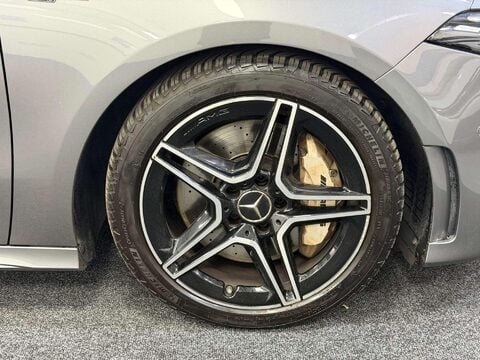 Mercedes-Benz A Class 2.0 A35 AMG (Premium Plus) Hatchback 5dr Petrol SpdS DCT 4MATIC Euro 6 (s/s 53