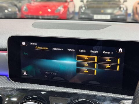 Mercedes-Benz A Class 2.0 A35 AMG (Premium Plus) Hatchback 5dr Petrol SpdS DCT 4MATIC Euro 6 (s/s 35