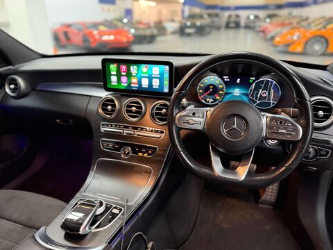 Mercedes-Benz C Class 2.0 C220d AMG Line (Premium) Saloon 4dr Diesel G-Tronic+ Euro 6 (s/s) (194 2