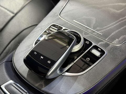 Mercedes-Benz CLS 2.9 CLS350d AMG Line (Premium Plus) Coupe 4dr Diesel G-Tronic 4MATIC Euro 6 59