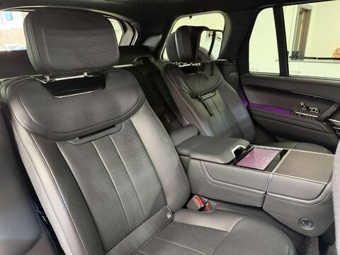 Land Rover Range Rover 4.4 P615 V8 SV SUV 5dr Petrol Auto 4WD Euro 6 (s/s) (615 ps) 30