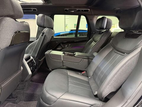 Land Rover Range Rover 4.4 P615 V8 SV SUV 5dr Petrol Auto 4WD Euro 6 (s/s) (615 ps) 49