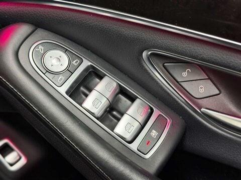 Mercedes-Benz S Class 2.9 S350Ld AMG Line (Executive, Premium) Saloon 4dr Diesel G-Tronic+ Euro 6 52