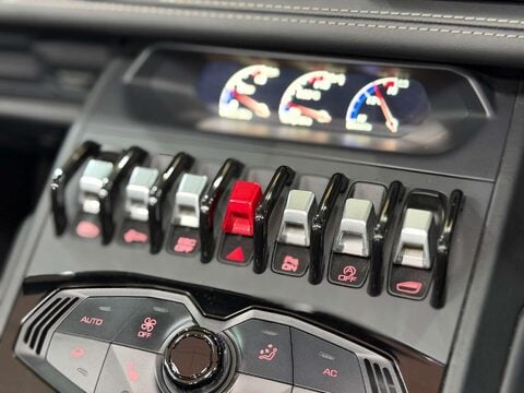 Lamborghini Huracan 5.2 V10 LP 610-4 Spyder 2dr Petrol LDF 4WD Euro 6 (s/s) (610 ps) 45