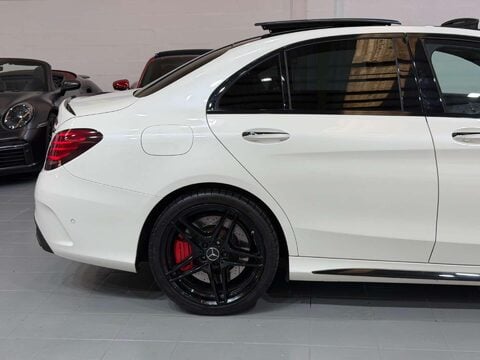 Mercedes-Benz C Class 4.0 C63 V8 BiTurbo AMG S (Premium) Saloon 4dr Petrol SpdS MCT Euro 6 (s/s) 15