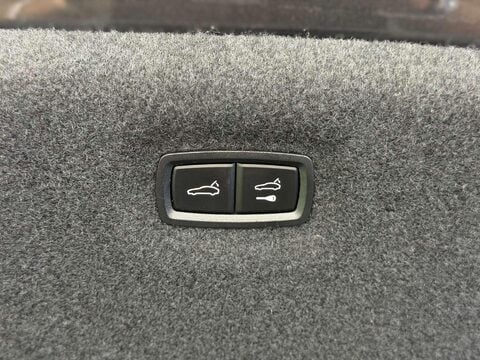 Porsche Taycan Performance 79.2kWh 4S Saloon 4dr Electric Auto 4WD (530 ps) 55