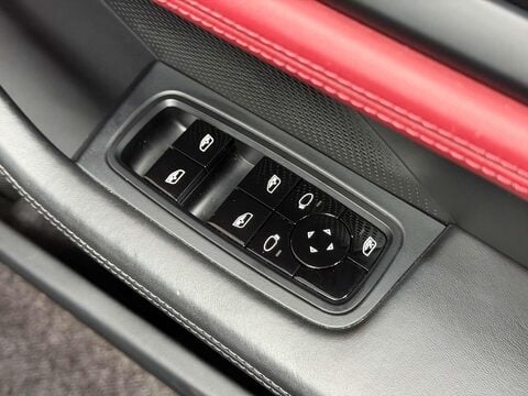 Porsche Taycan Performance 79.2kWh 4S Saloon 4dr Electric Auto 4WD (530 ps) 53
