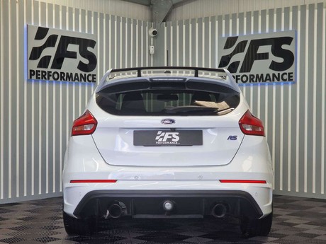 Ford Focus 2.3 Focus RS 4WD 5dr 60