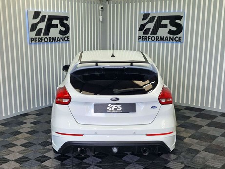 Ford Focus 2.3 Focus RS 4WD 5dr 14