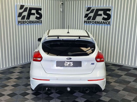 Ford Focus 2.3 Focus RS 4WD 5dr 48