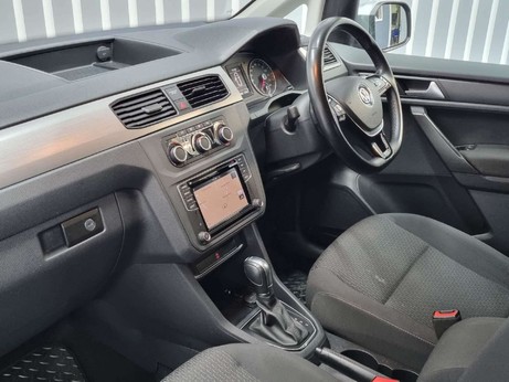 Volkswagen Caddy Maxi Life 2.0 TDI MPV 5dr Diesel DSG Euro 6 (s/s) (150 ps) 22