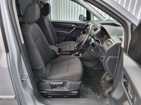 Volkswagen Caddy Maxi Life 2.0 TDI MPV 5dr Diesel DSG Euro 6 (s/s) (150 ps) 21