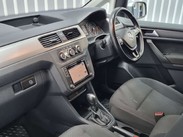 Volkswagen Caddy Maxi Life 2.0 TDI MPV 5dr Diesel DSG Euro 6 (s/s) (150 ps) 38