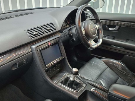 Audi RS4 4.2 Saloon 4dr Petrol Manual quattro (324 g/km, 415 bhp) 21