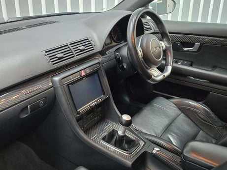 Audi RS4 4.2 Saloon 4dr Petrol Manual quattro (324 g/km, 415 bhp) 17