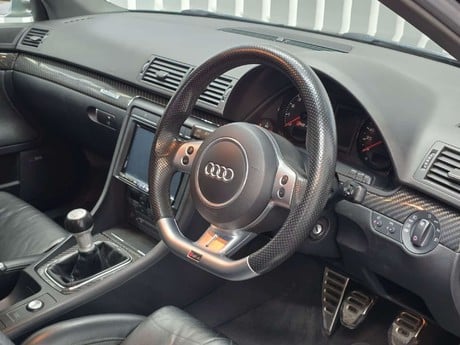 Audi RS4 4.2 Saloon 4dr Petrol Manual quattro (324 g/km, 415 bhp) 24