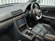 Audi RS4 4.2 Saloon 4dr Petrol Manual quattro (324 g/km, 415 bhp) 44