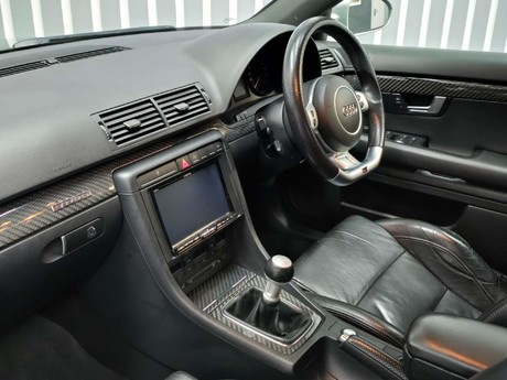 Audi RS4 4.2 Saloon 4dr Petrol Manual quattro (324 g/km, 415 bhp) 44