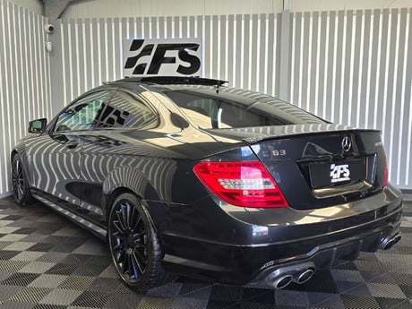 Mercedes-Benz C Class 6.3 C63 V8 AMG Edition 125 Coupe 2dr Petrol SpdS MCT Euro 5 (457 ps) 4