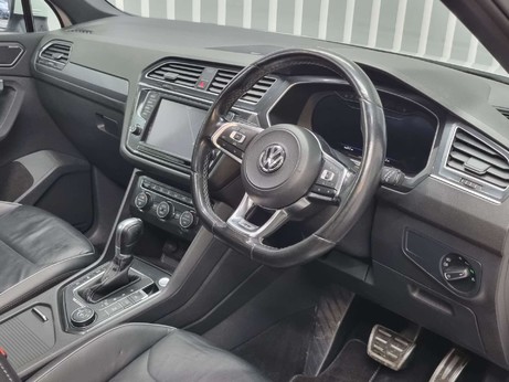Volkswagen Tiguan 2.0 Tiguan R-Line TDI BlueMotion Technology 4Motion Semi-Auto 4WD 5dr 37