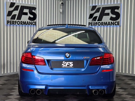 BMW M5 4.4 V8 Saloon 4dr Petrol DCT Euro 6 (s/s) (560 ps) 37