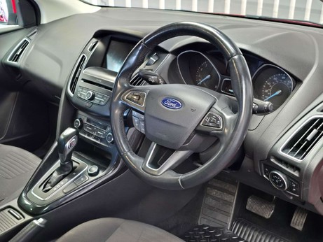 Ford Focus 1.0T EcoBoost Titanium Hatchback 5dr Petrol Auto Euro 6 (s/s) (125 ps) 29