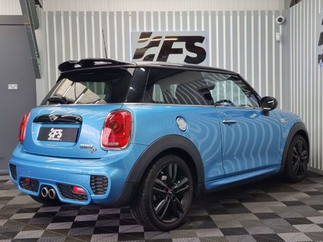 Mini Hatch 2.0 Cooper SD Auto 3dr 2