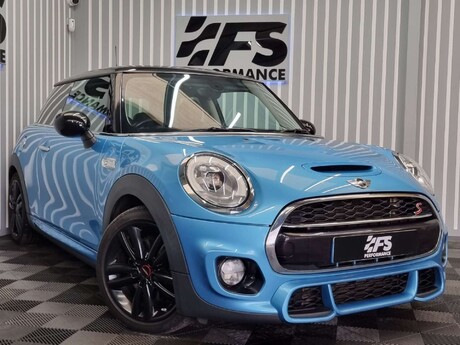 Mini Hatch 2.0 Cooper SD Auto 3dr 23