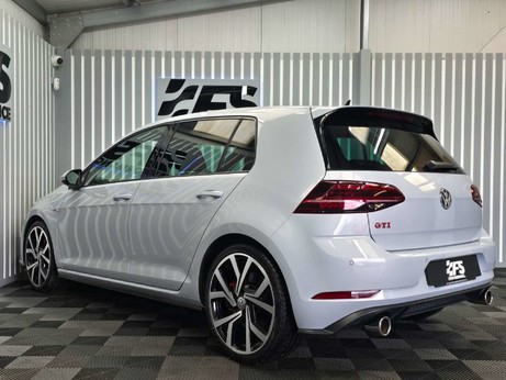 Volkswagen Golf 2.0 TSI GTI Performance Hatchback 5dr Petrol DSG Euro 6 (s/s) (245 ps) 33