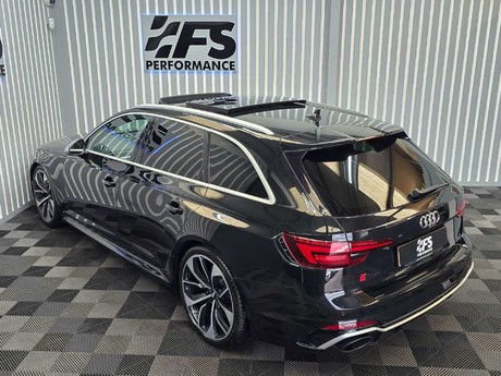 Audi RS4 2.9 TFSI V6 Estate 5dr Petrol Tiptronic quattro Euro 6 (s/s) (450 ps) 44