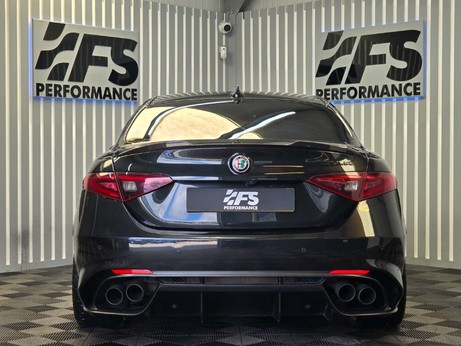 Alfa Romeo Giulia 2.9 V6 Bi-Turbo Quadrifoglio Saloon 4dr Petrol Auto Euro 6 (s/s) (510 ps) 31