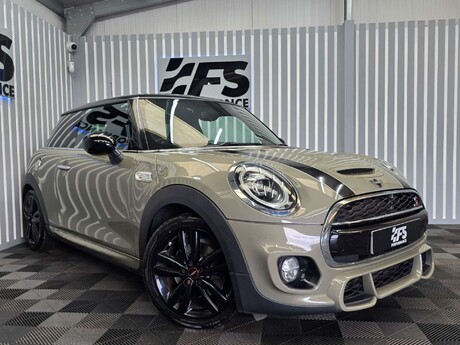 Mini Hatch 2.0 Cooper S Sport Hatchback 3dr Petrol Steptronic Euro 6 (s/s) (192 ps) 46