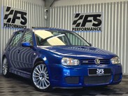 Volkswagen Golf 3.2 R32 Hatchback 5dr Petrol Manual (278 g/km, 240 bhp) 1