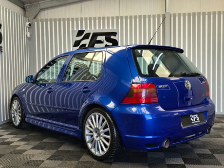 Volkswagen Golf 3.2 R32 Hatchback 5dr Petrol Manual (278 g/km, 240 bhp) 4