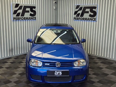 Volkswagen Golf 3.2 R32 Hatchback 5dr Petrol Manual (278 g/km, 240 bhp) 35