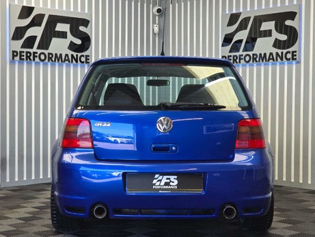 Volkswagen Golf 3.2 R32 Hatchback 5dr Petrol Manual (278 g/km, 240 bhp) 1