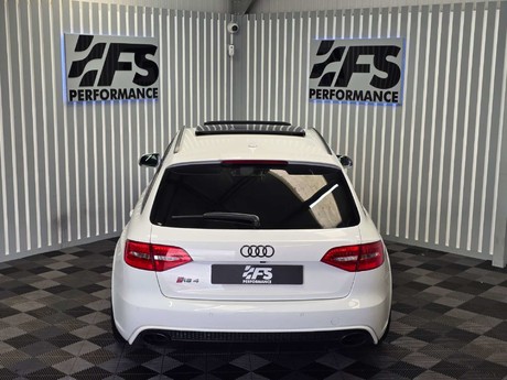 Audi RS4 4.2 FSI V8 Estate 5dr Petrol S Tronic quattro Euro 5 (450 ps) 17