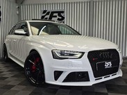 Audi RS4 4.2 FSI V8 Estate 5dr Petrol S Tronic quattro Euro 5 (450 ps) 31