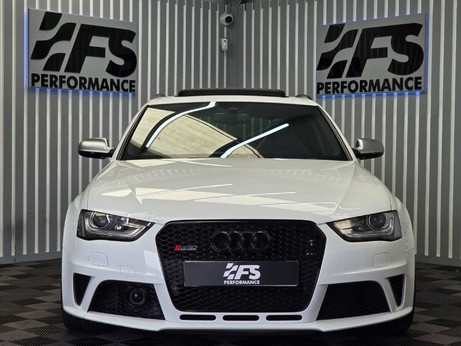 Audi RS4 4.2 FSI V8 Estate 5dr Petrol S Tronic quattro Euro 5 (450 ps) 28